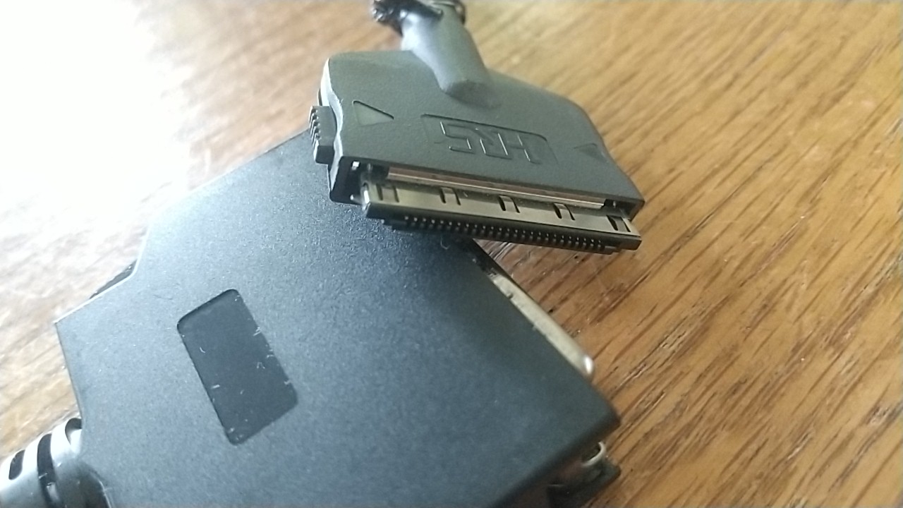 PCカード側のコネクタ